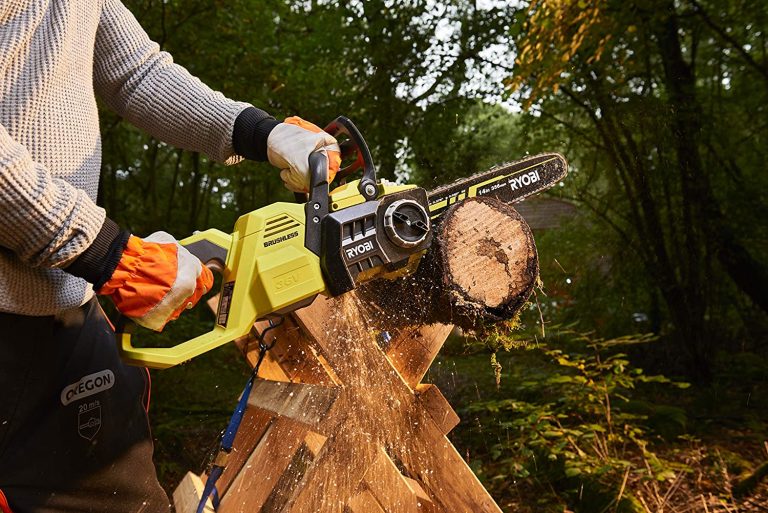 Les Meilleures Tronçonneuses Ryobi : Avis et Comparatif